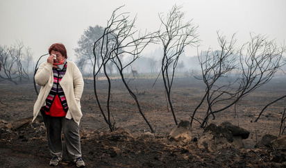 El fuego arrasa Galicia: 105 incendios activos y 4 víctimas mortales