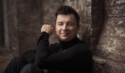 Rick Astley Sobre El Brexit La Musica Esta Muy Por Encima De La Politica Cultura Home El Mundo