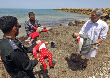 Tres Bebes Muertos Y Cerca De Un Centenar De Desaparecidos Al Naufragar Un Bote Frente A Libia Internacional