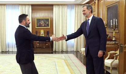 bolita Guinness Recomendado Santiago Abascal declara la "guerra" al pacto entre Pedro Sánchez y Pablo  Iglesias: "Oposición total y frontal" | Noticias de España
