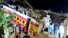 Casi 300 muertos en el siniestro ferroviario de India, el más grave en tres décadas
