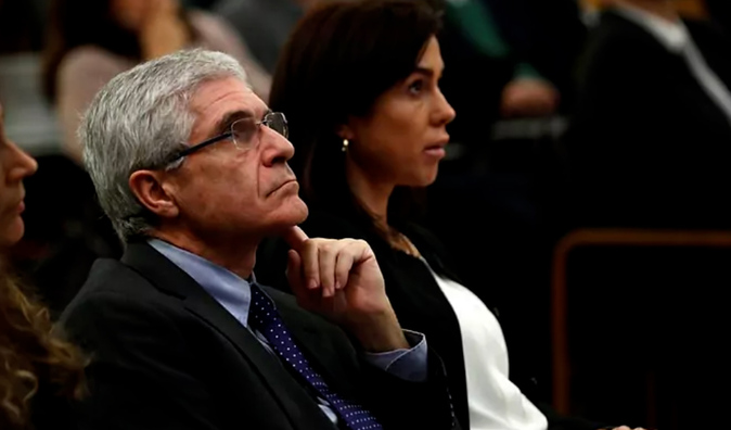 Dimiten el presidente de Renfe y la secretaria de Estado de Transportes por el fiasco de los trenes en Cantabria y Asturias