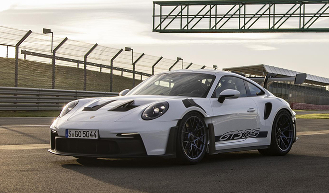 El Porsche 911 GT3 RS a prueba: un coche de carreras matriculable