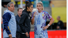 Montse Tomé elogia a Alexia Putellas tras la victoria contra Suecia: "Es una profesional 10"