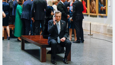Draghi: "Era una cena social. Me senté porque estaba un poco cansado"