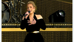 Adele se emociona en pleno concierto tras volver a casa para actuar en el British Summer Time