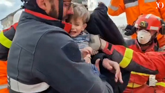 Rescate de la UME a una madre y sus dos niños en Turquía tras el terremoto