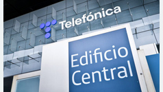 Telefónica propone un ERE para un tercio de su plantilla, 5.100 empleados