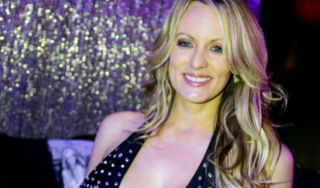 La actriz porno Stormy Daniels, en guerra con Trump, se divorcia y ...