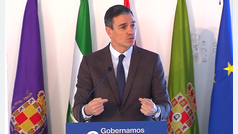 Pedro Sánchez celebra los datos del paro: "Las cifras son claras"