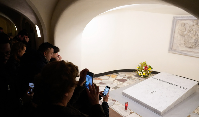 Benedict XVI’s tomb can be visited from Sunday
