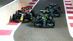 Verstappen sobre su peligrosa maniobra en la salida de pits: "¡Se tienen que mover!"