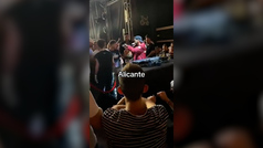 Un DJ y un conocido cantante acaban a puñetazos en una discoteca en Alicante