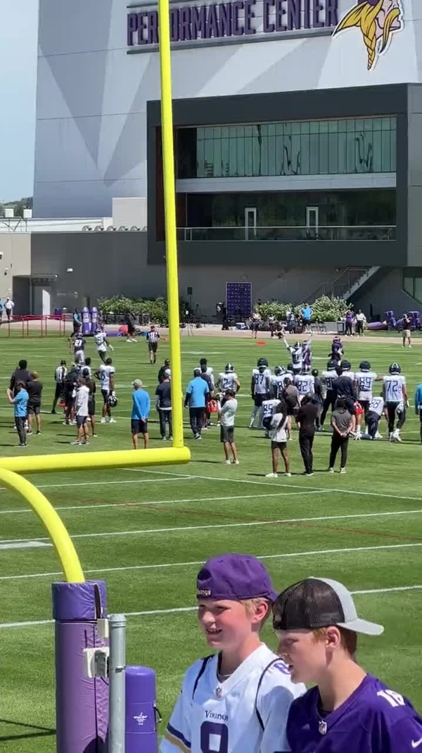 Deandre Hopkins leading wideout Treylon Burks in training camp