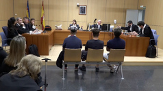 Condenados a 8 meses de c�rcel 3 seguidores por insultos racistas a Vin�cius en Mestalla