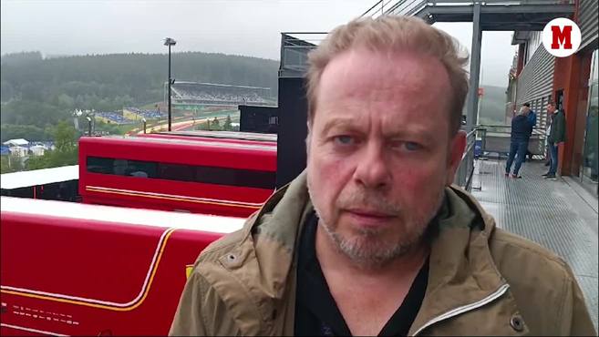 Verstappen les da un baño a todos; la pole para Leclerc, mientras  Sainz y Alonso ganan plaza en la parrilla