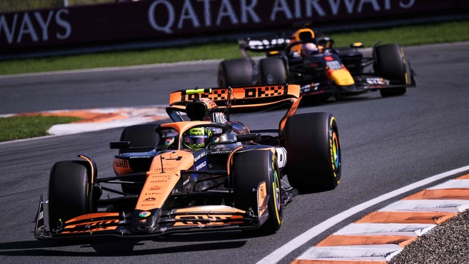 El doble palo de Norris a Verstappen y remontada premium de Carlos Sainz