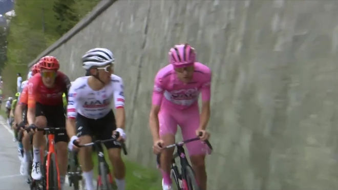 Así fue el ataque letal de Pogacar para ganar la etapa reina en el Giro