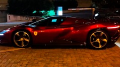 Cristiano Ronaldo se pasea en la nueva joya de su cochera: Un Ferrari exclusivo de varios millones