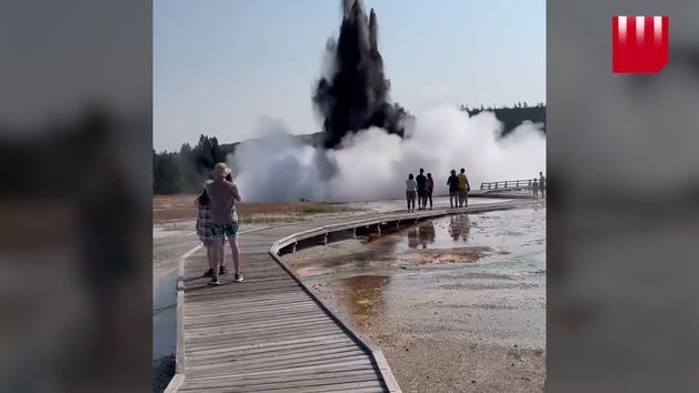 Incredible explosion in Yellowstone National Park