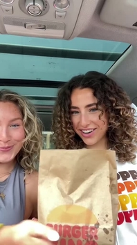 Gia Duddy signs deal with Burger King - MARCA TV English