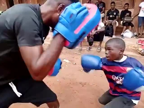 Sultan Adekoya, el Muhammad Ali nigeriano de 10 años - MarcaTV