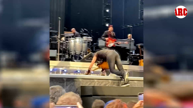 Bruce Springsteen sufre caída durante concierto en Ámsterdam - MARCA MEXICO