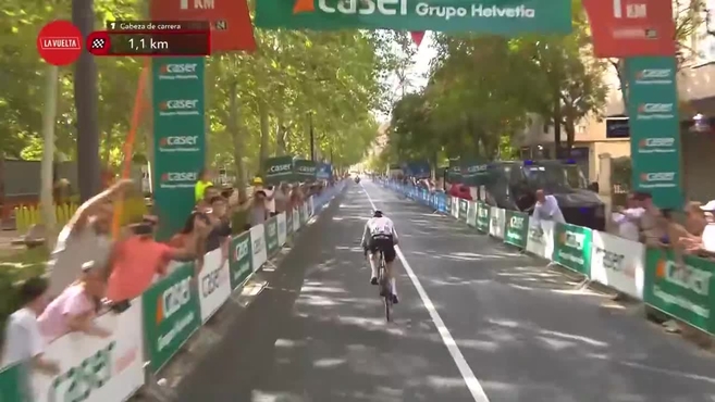 LaVuelta está loca: Adam Yates &#39;voltea&#39; la general, que lidera O&#39;Connor y donde crece Mas