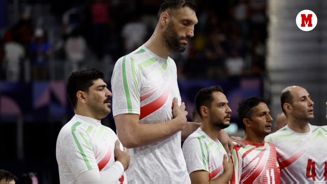 Mehrzadselakjani, el segundo hombre más alto del mundo, obligado a dormir en el suelo