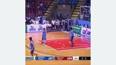 Manny Pacquiao también sabe jugar baloncesto