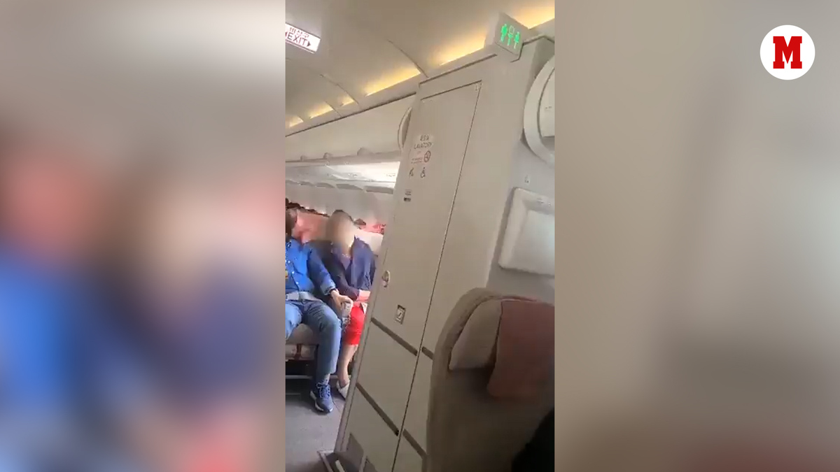 Mężczyzna, który otworzył drzwi awaryjne w trakcie lotu: „Chciałem szybko wysiąść”