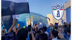 Pachuca es recibido por sus aficionados rumbo a la busca del sexto ttulo en CONCACAF