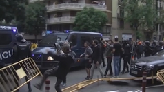 Un juzgado amnista a los 46 policas investigados por las cargas del 1-O en Barcelona