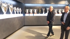 Tim Cook, CEO de Apple, presente en el entrenamiento del Real Madrid