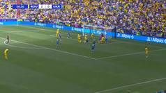 Gol de Denis Dragus (3-0) en el Rumana 3-0 Ucrania