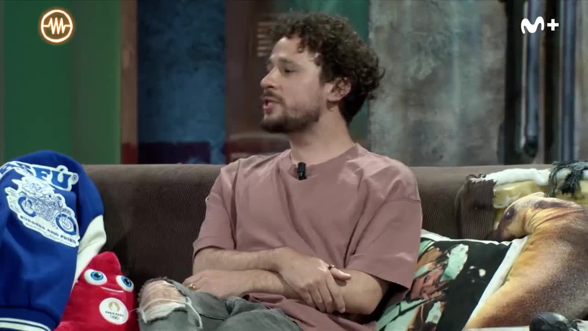 Luisito Comunica y su divertida referencia a la masturbación en 'La Resistencia'