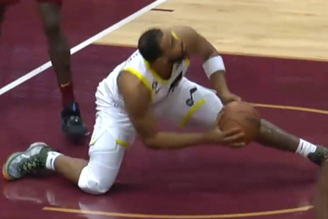NBA: Get a basket sprawled on the ground in the NBA: Talen Horton-Tucker avoids an injury and scores
– News X