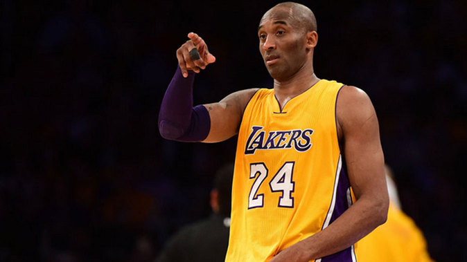 Los Lakers sufrieron la primera derrota con la camiseta de Kobe Bryant