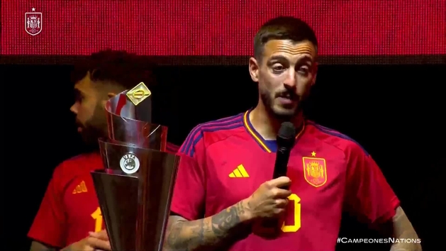 Joselu, El Más Aclamado, Balón De Oro Y... ¡Hala Madrid! - MarcaTV