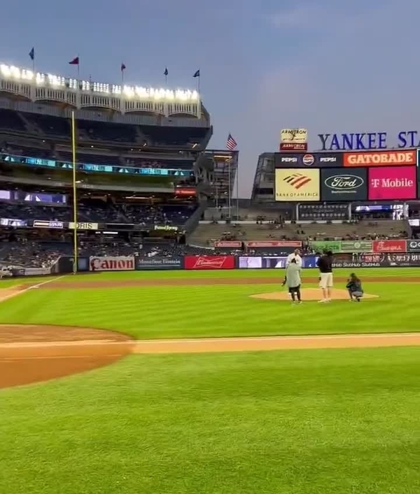 It's official: Yankees will miss MLB playoffs after loss to Diamondbacks