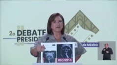 Segundo Debate Presidencial: Xchitl Glvez muestra la camiseta de la Santa Muerte alusiva a AMLO