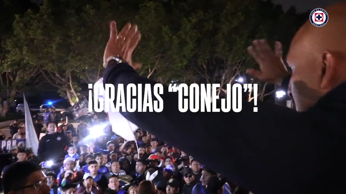 Cruz Azul dice oficialmente adi s al Conejo P rez