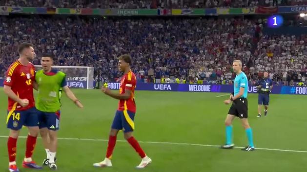 Lamine Yamal responde a Rabiot: "¡Habla, habla!" - MarcaTV