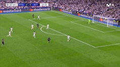 Gol de Alphonso Davies (0-1) en el Real Madrid 2-1 Bayern de Mnich
