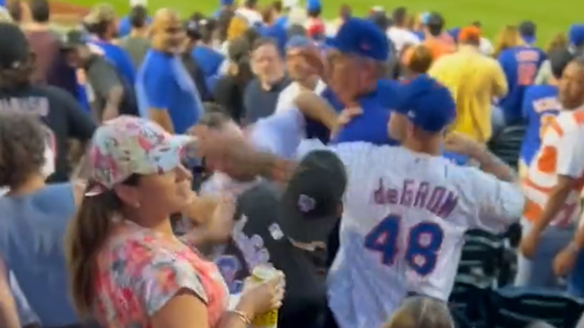 Mets fan knocked unconscious, nearly blinded by T-shirt cannon at Citi  Field wants them banned, sues team – New York Daily News