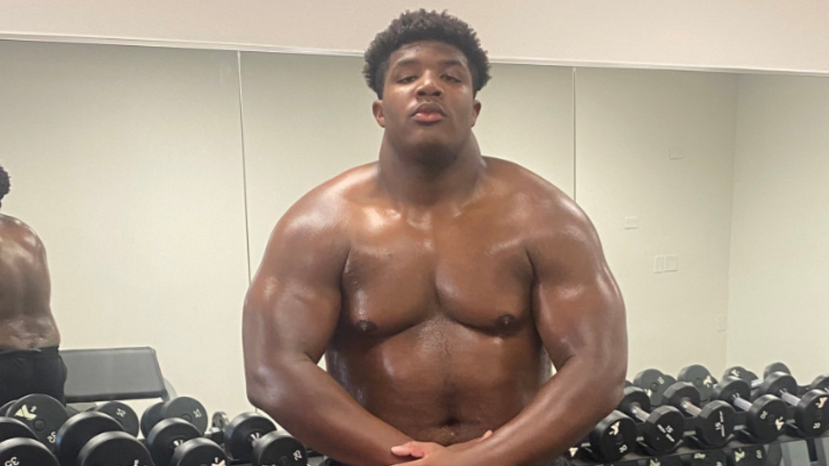 14 year deals old bodybuilder