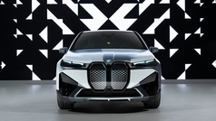 BMW IX FLOW: El coche que cambia de color