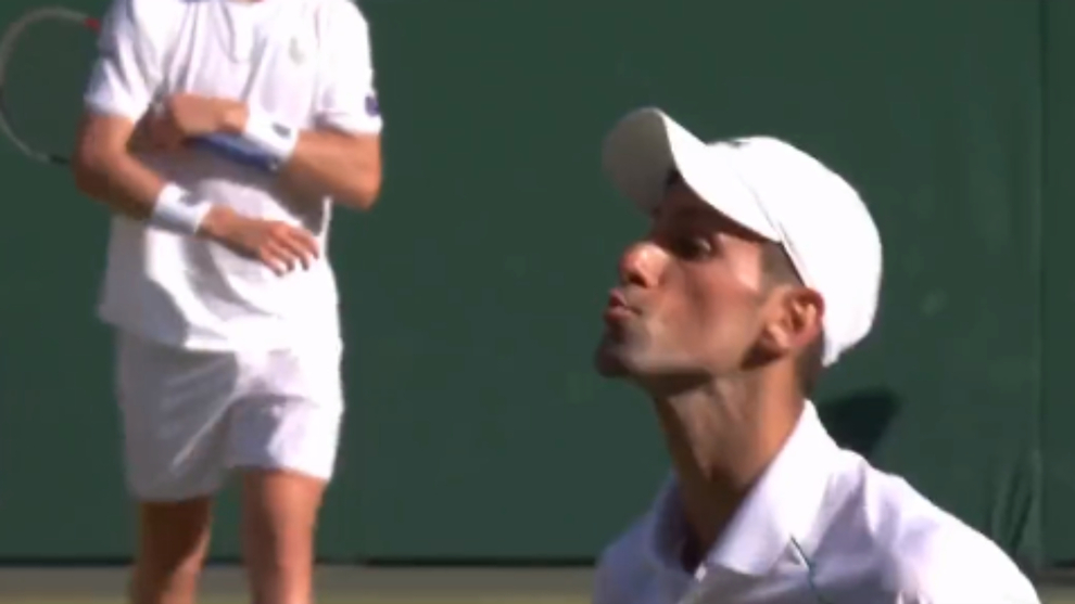 Djokovic lo celebra con estos polmicos gestos: besitos para los que le abuchearon?