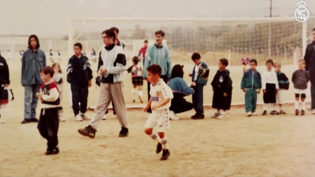 El Real Madrid anuncia la renovación de Nacho Fernández - MarcaTV