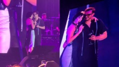 Susana Zabaleta y Ricardo Prez se dan beso en pleno escenario durante concierto en Playa del Carmen